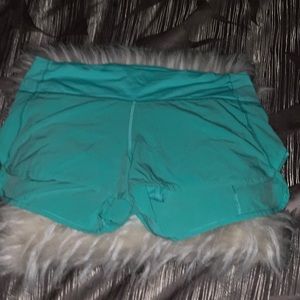 Lululemon Speed Up Shorts 2.5”